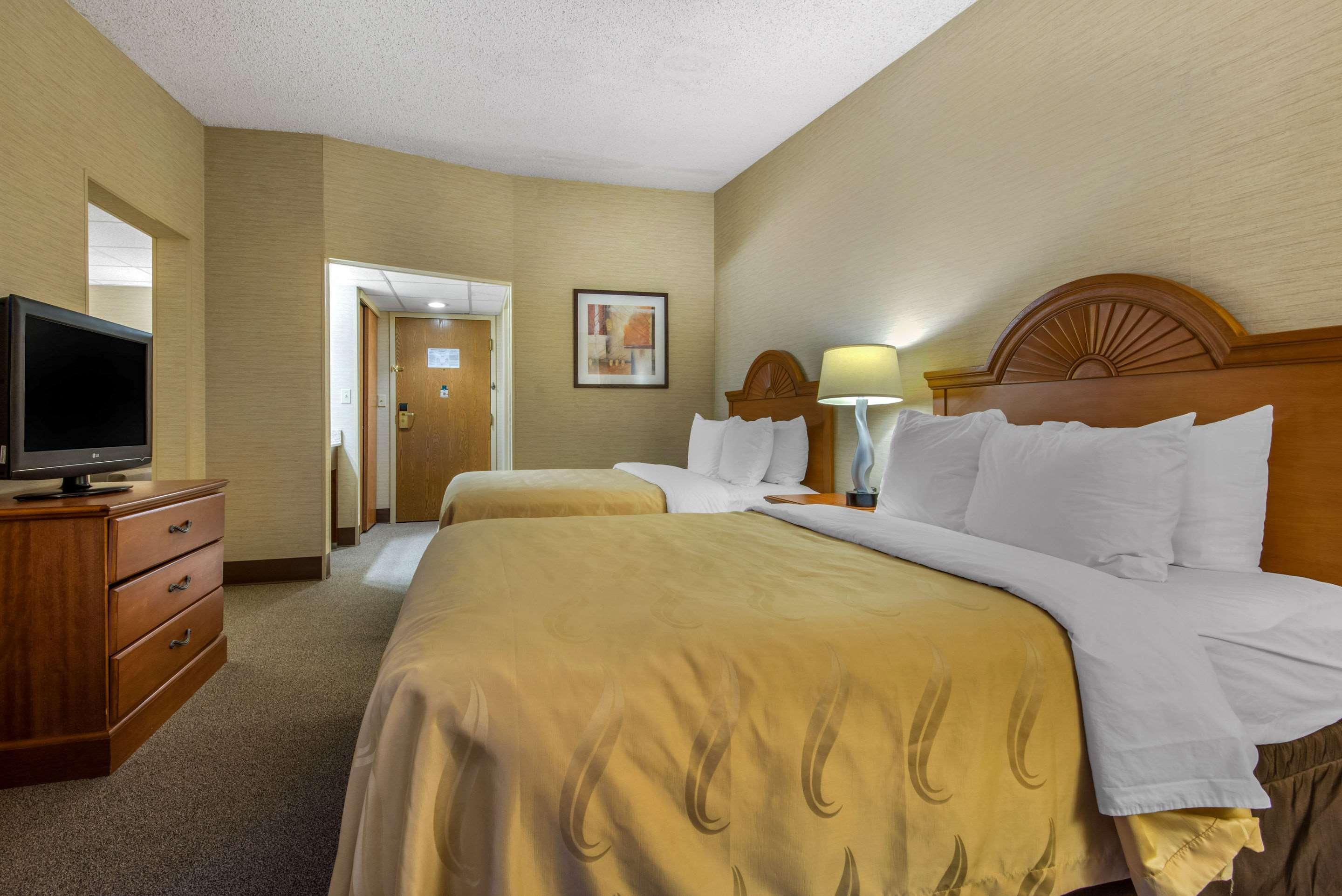 Quality Inn & Suites Mansfield Exterior foto