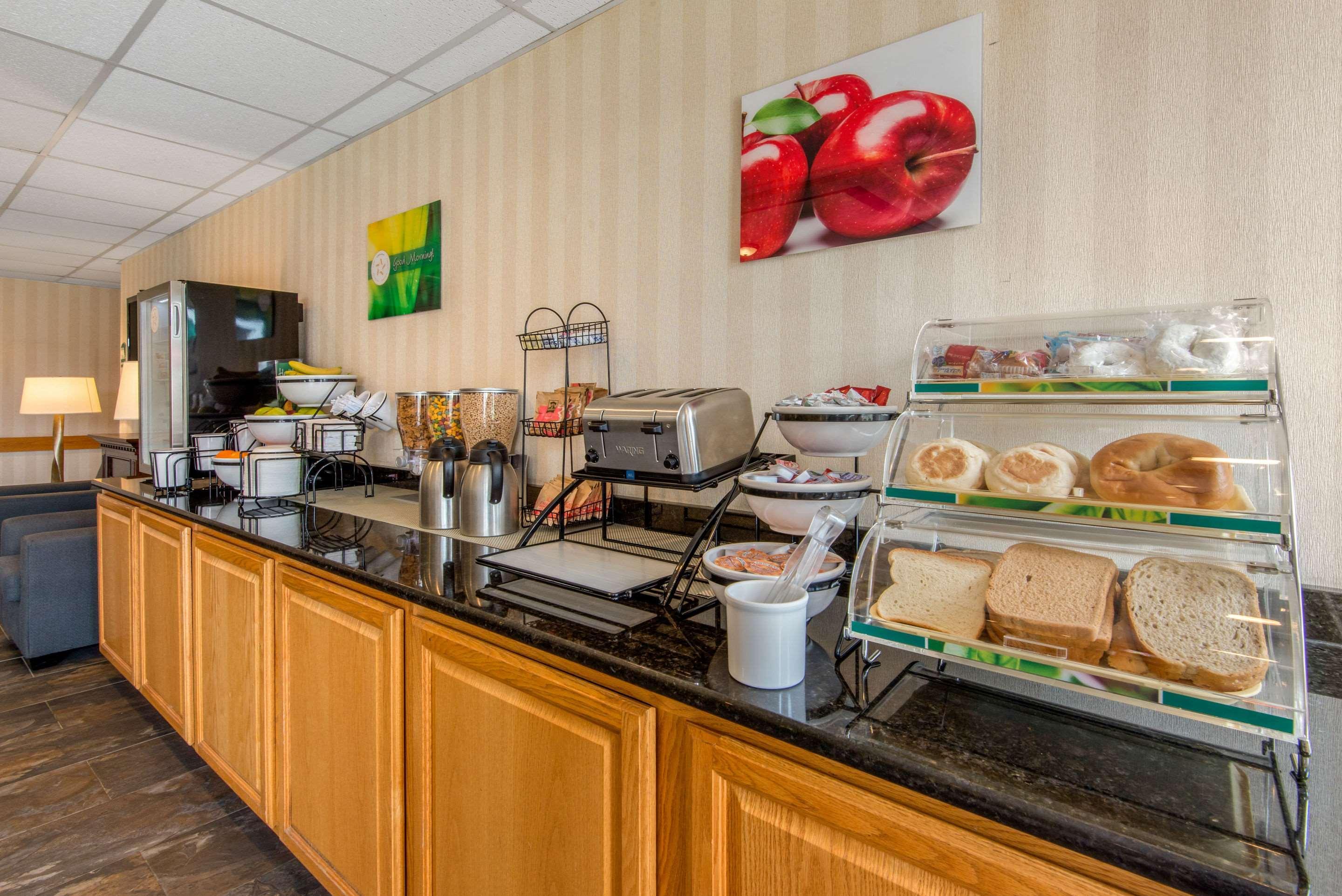 Quality Inn & Suites Mansfield Exterior foto