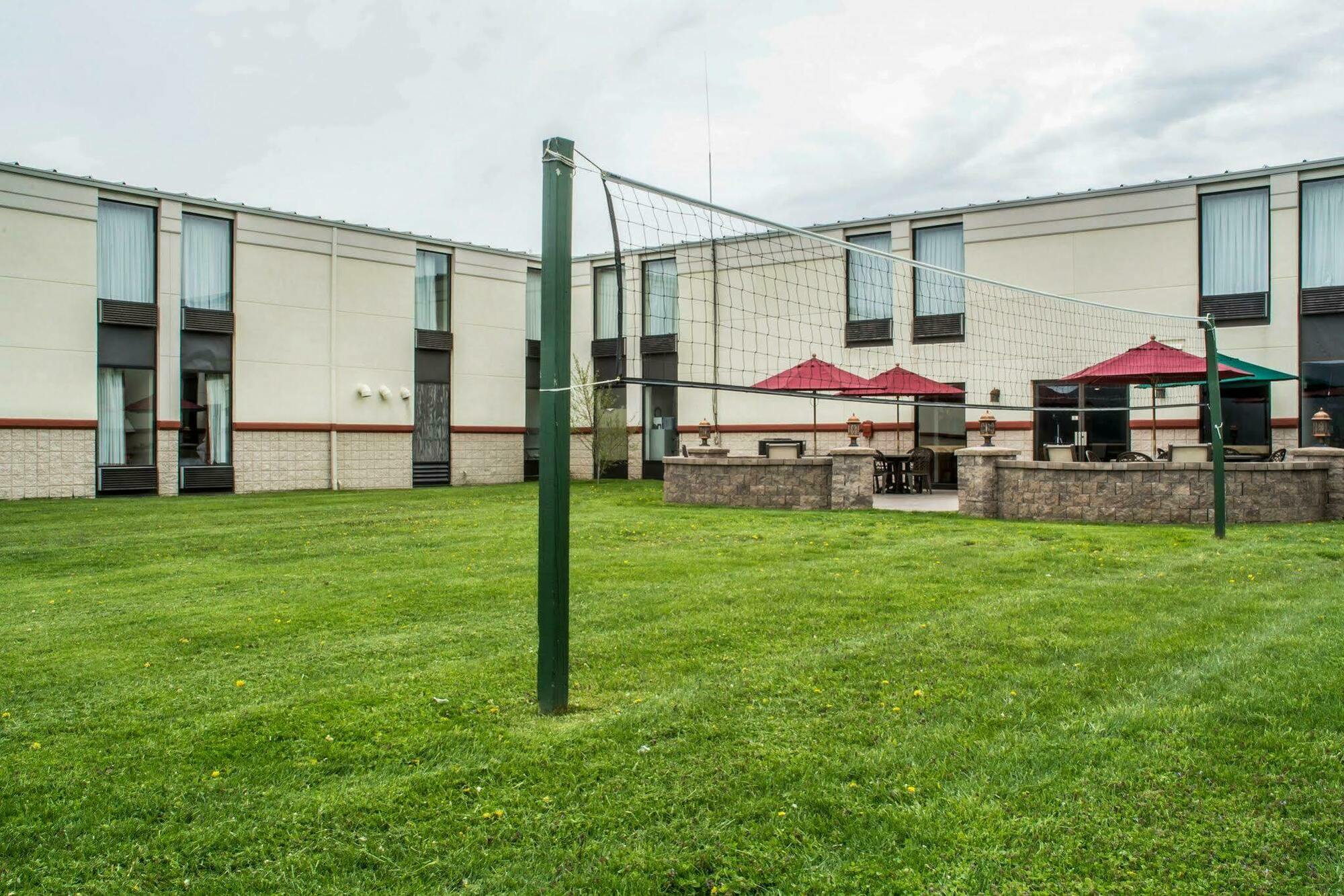 Quality Inn & Suites Mansfield Exterior foto